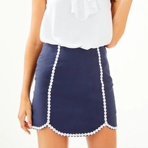 Lilly Pulitzer patty navy skort size 8